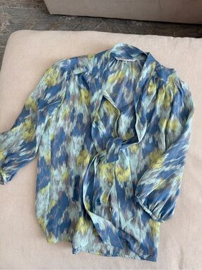 Annie Griffin Blue and Green Tie-Neck Silk Blouse